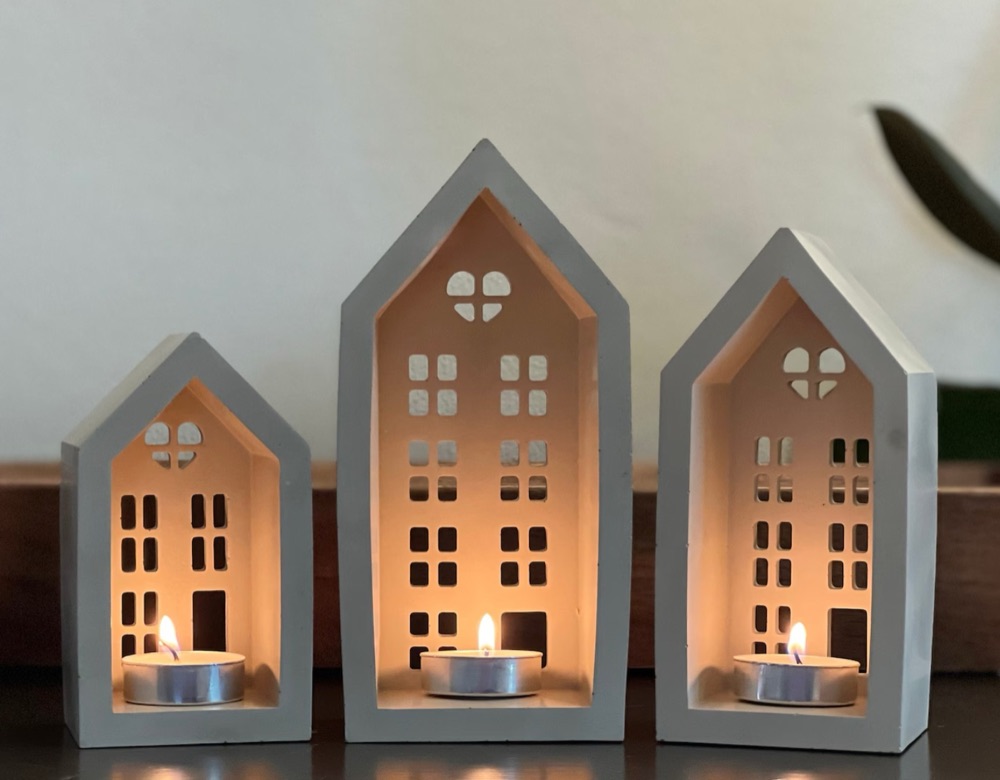 Concrete house tealight holders